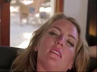 JizzBunker Porno - Vocal Hotwife Let Husband Watch