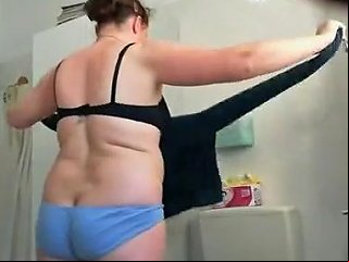 VoyeurHit Porno - Chubby Mature Changing In Bathroom